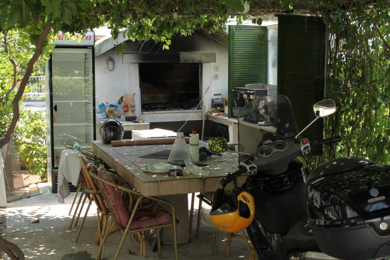 Apartments With A Parking Space Makarska - 6693 Exterior foto