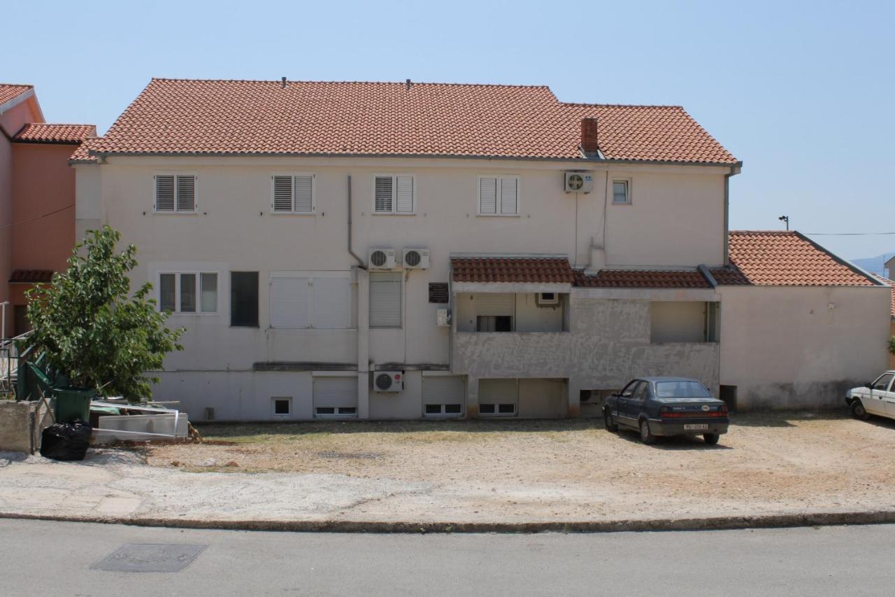 Apartments With A Parking Space Makarska - 6693 Exterior foto